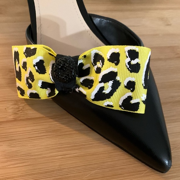 Hand Crafted Shoe Clip Shoe Bows Yellow with Black and White 4” x 1 1/2” Decor - Picture 1 of 5